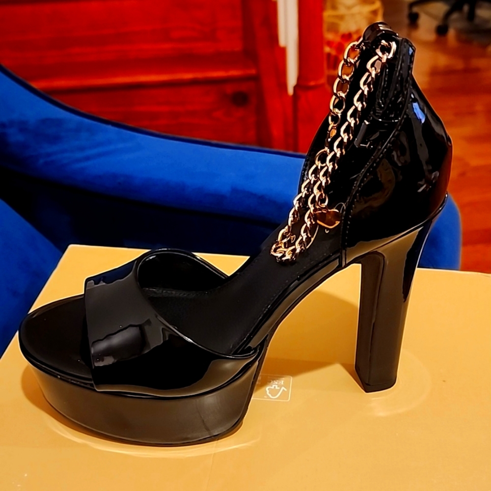 Wild Pair Maxene Charm Ankle-Strap Platform Dress Sandals